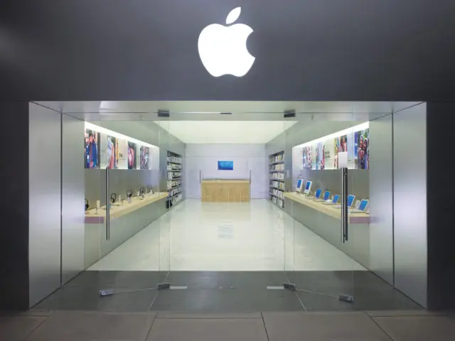 apple-iPhone-repair-fukuoka-ilive-hakata