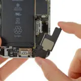iPhoneのスピーカーが音割れ！部品交換で修理可能
