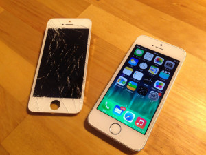 iPhoneの液晶画面ガラスが破損！タッチパネルの操作ができないiPhoneの修理！